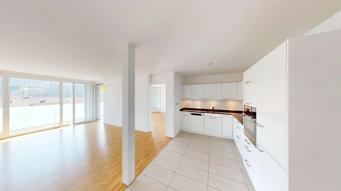 Living from 50: High-quality, modern 3.5-room apartment including carport - Photo 3 of 13