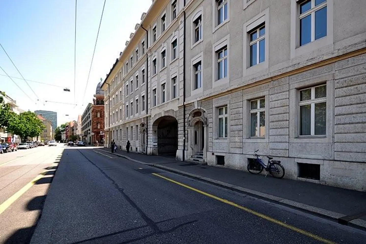 Maisonette-Dachwohnung dans un immeuble historique - Photo 1 sur 9