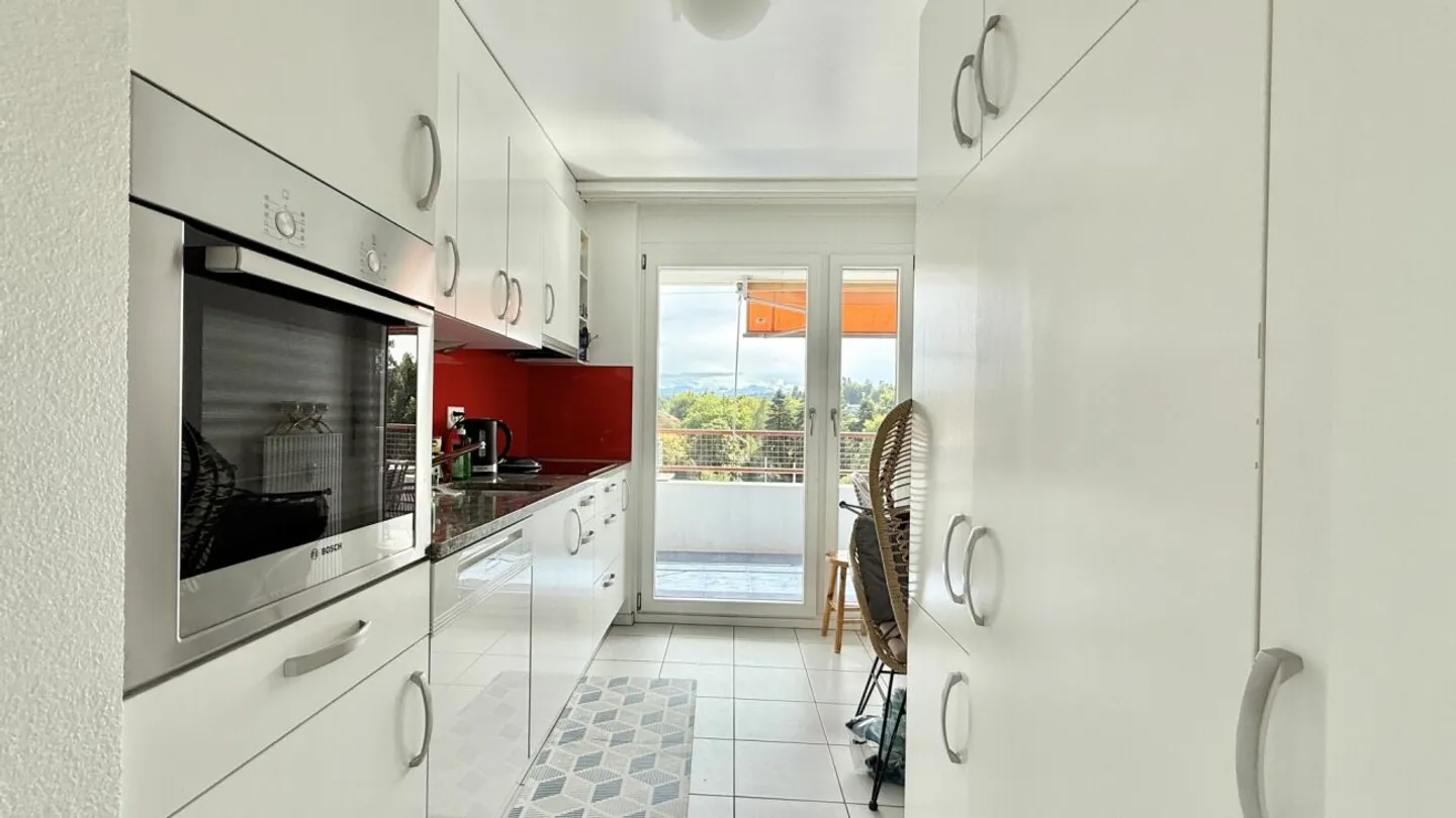 Appartamento 3.5 stanze nel popolare quartiere di Holenacker - Foto 3 di 10