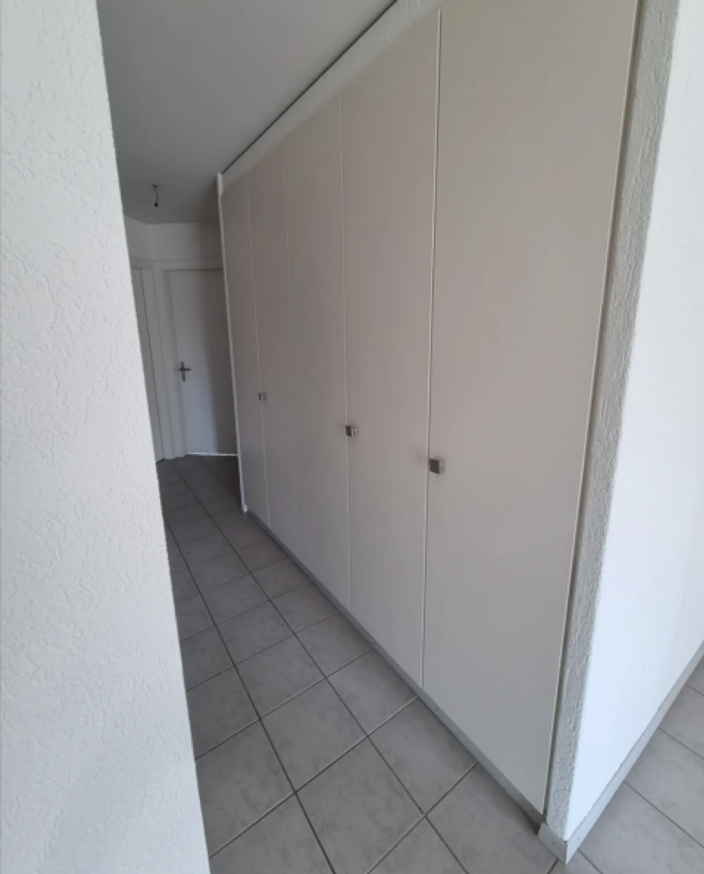 3.5 Room Apartment - Photo 11 of 12