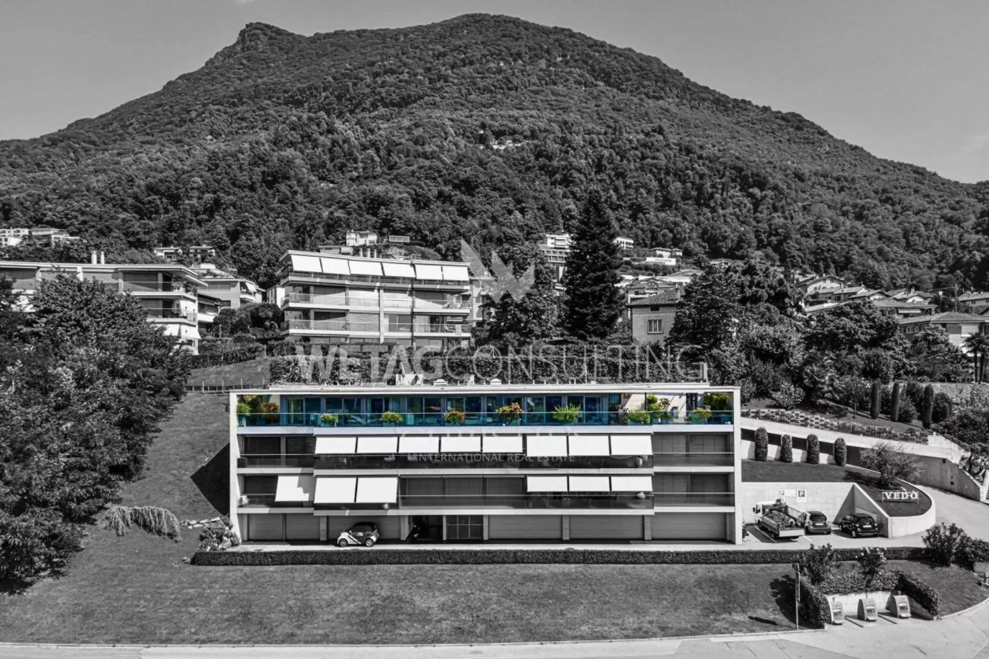 Lugano-Pregassona: grande appartamento attico con vista magnifica sulla città e parzialmente sul lago di Lugano in vendita - Foto 9 di 10