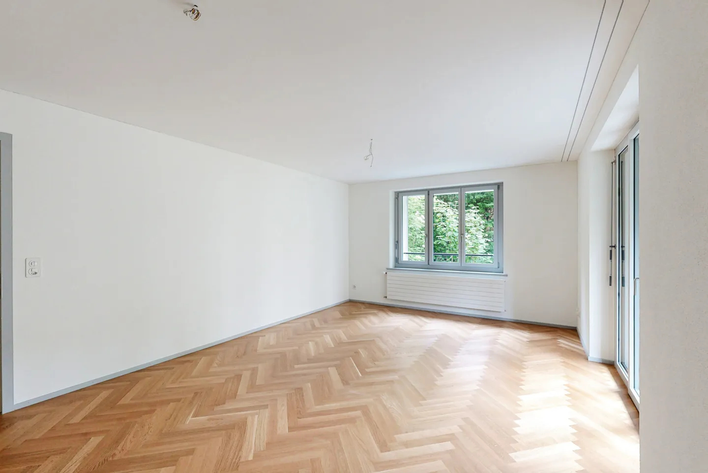 Modern Single Apartment in Top Location - Photo 3 of 6