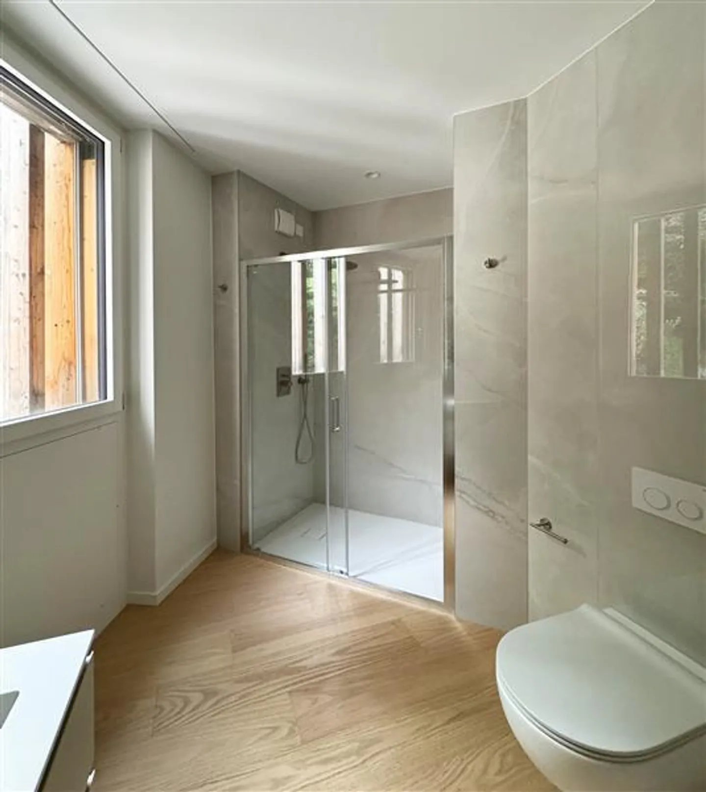 Montagnola: Dachgeschoss 3,5 Zimmer - Foto 9 von 11