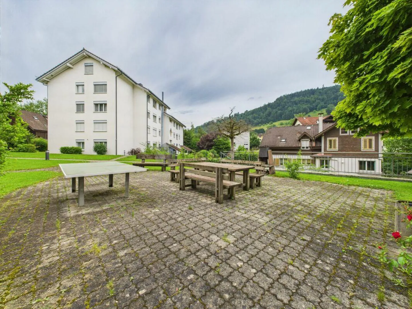 Appartamento giardino di 2,5 locali appena ristrutturato nella migliore posizione anche come immobile da investimento! - Foto 8 di 9