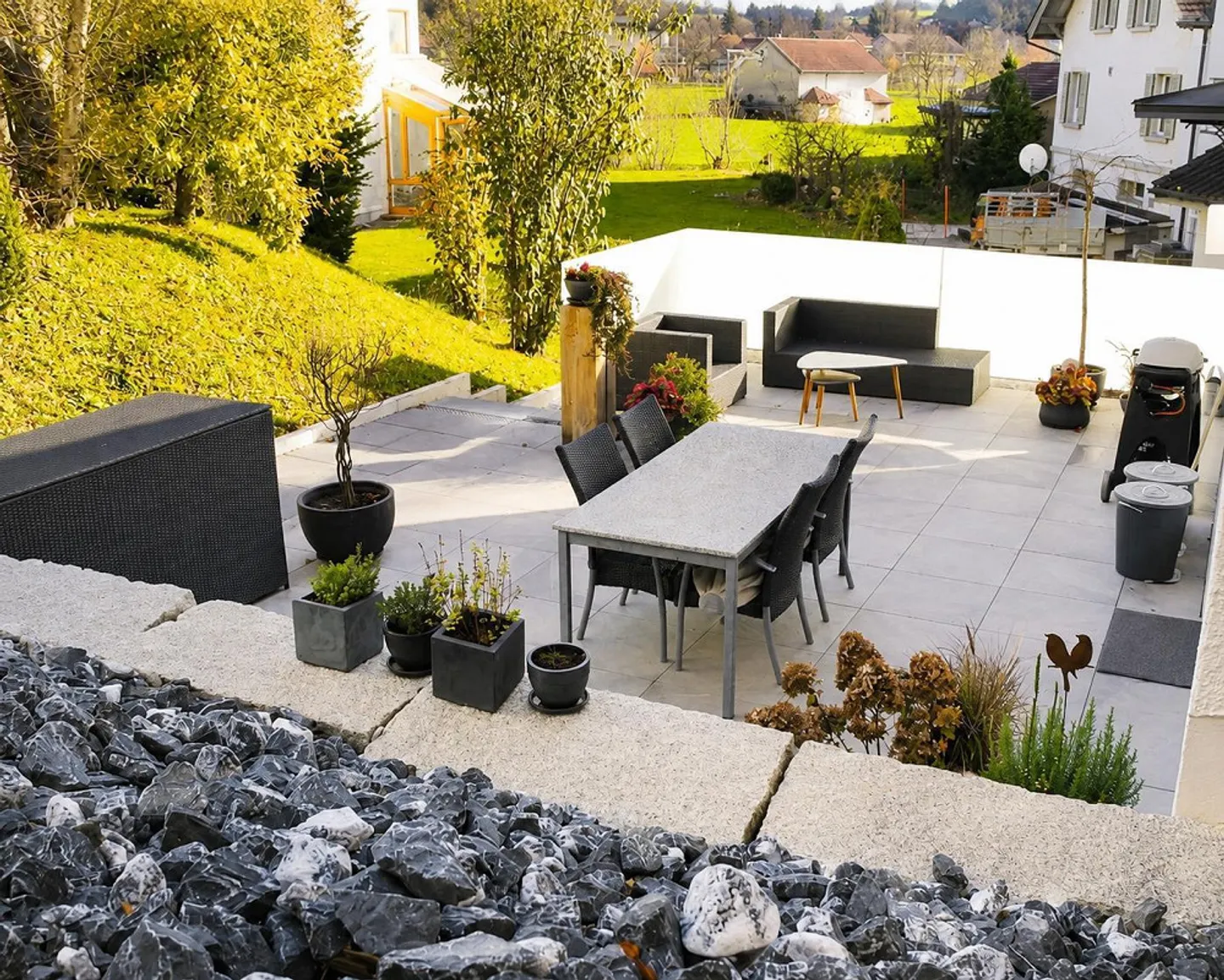 Modernes Apartment mit grosser Terrasse - Foto 9 von 12