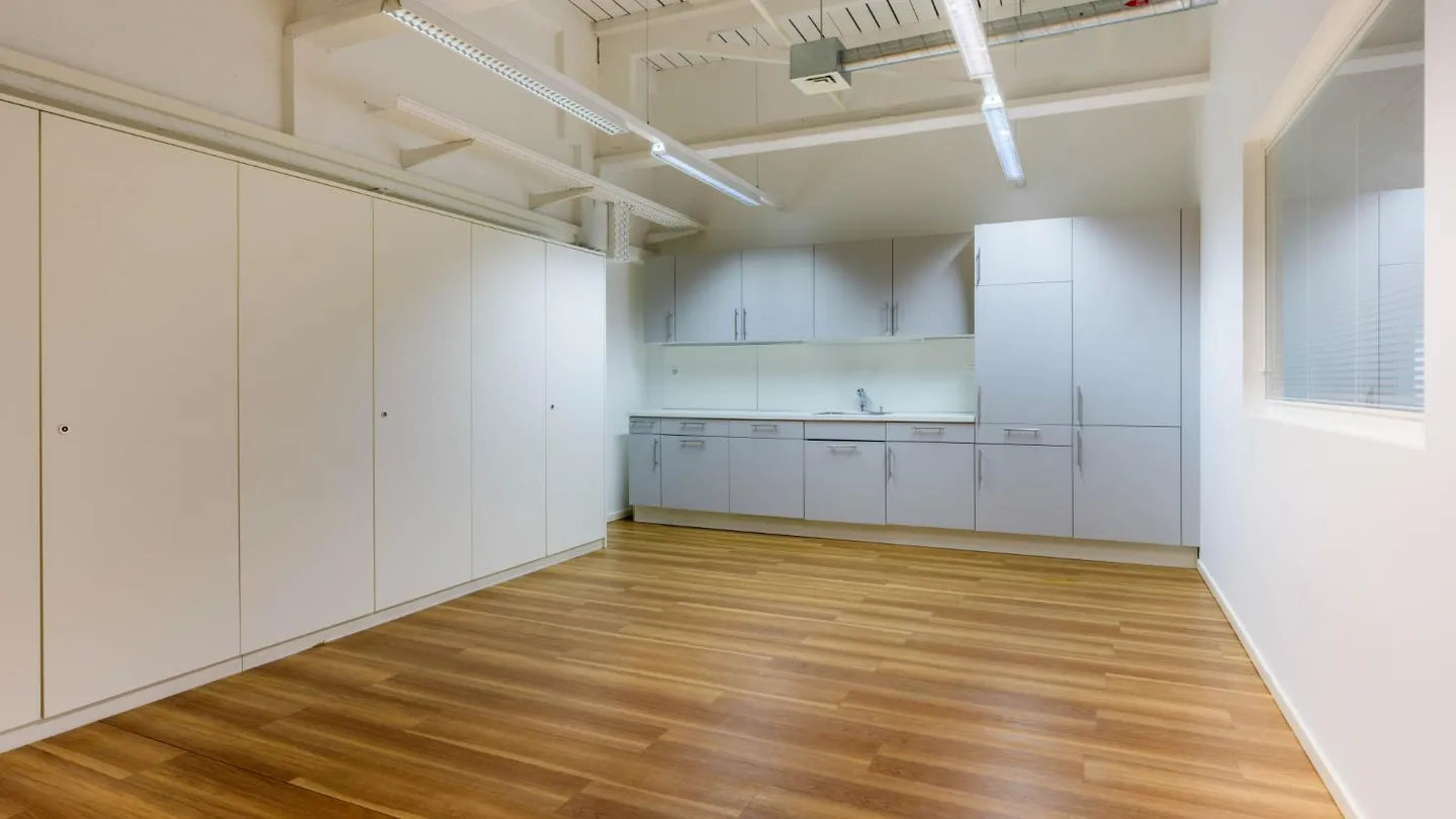 Industry - Photo 10 of 11