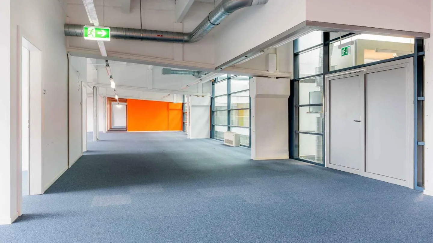 Industry - Photo 6 of 11