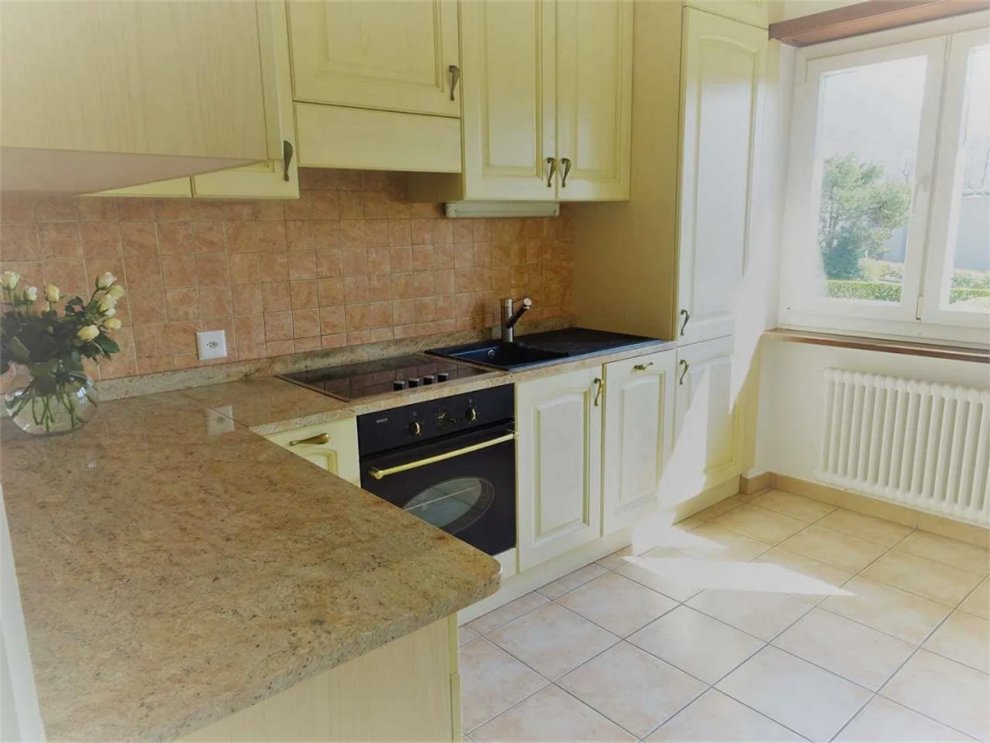 Appartamento spazioso a Comano - Foto 9 di 13