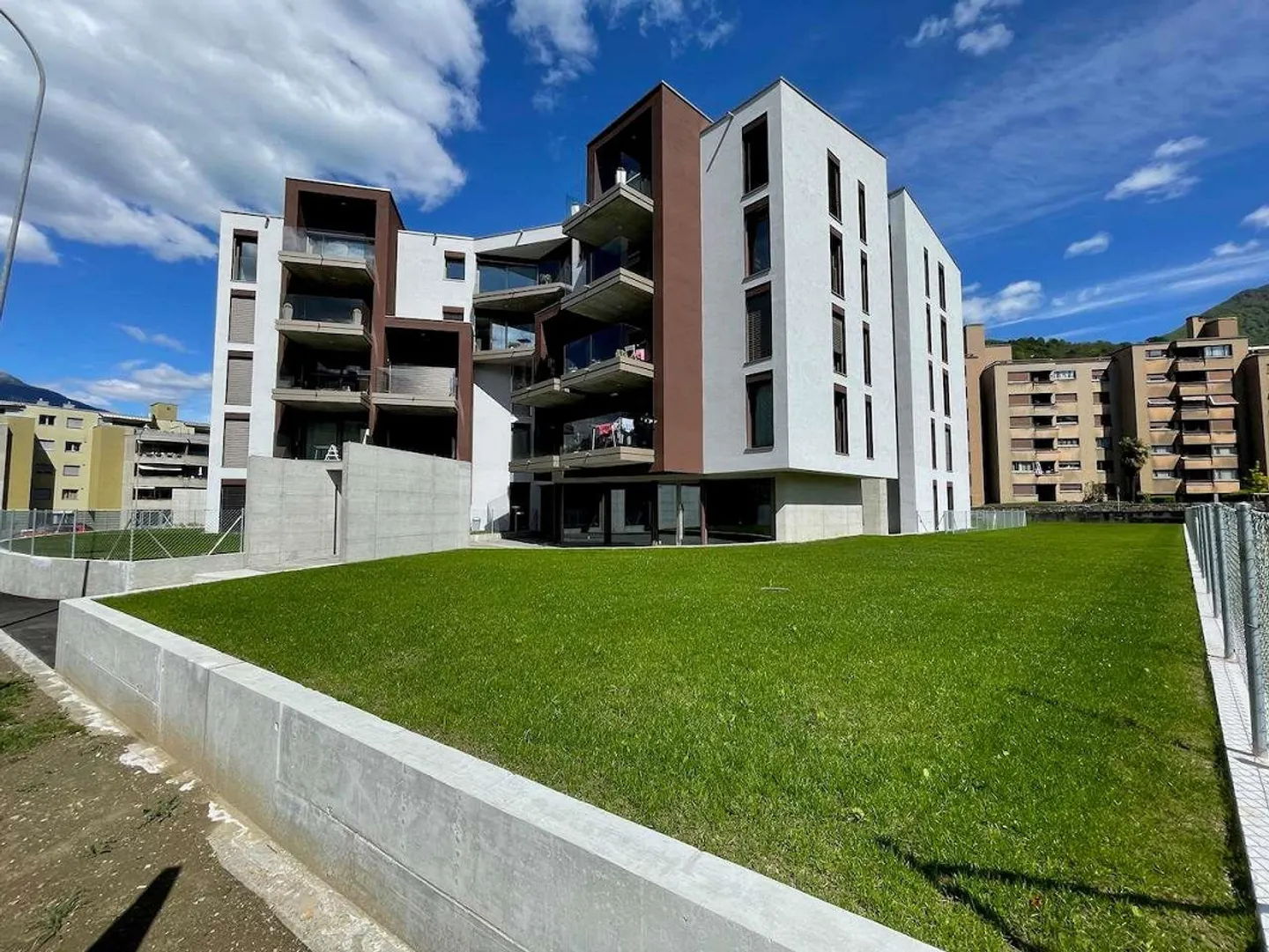 Giubiasco, appartement de 3.5 pièces à louer avec petite terrasse - Photo 3 sur 13