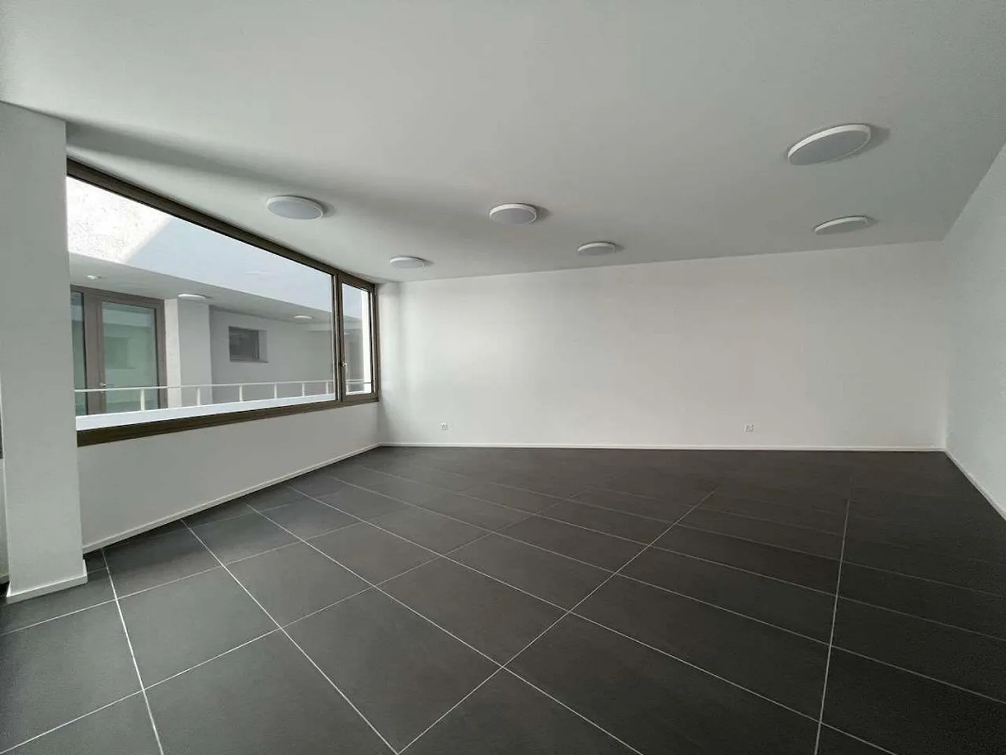 Giubiasco, appartement de 3.5 pièces à louer avec petite terrasse - Photo 11 sur 13