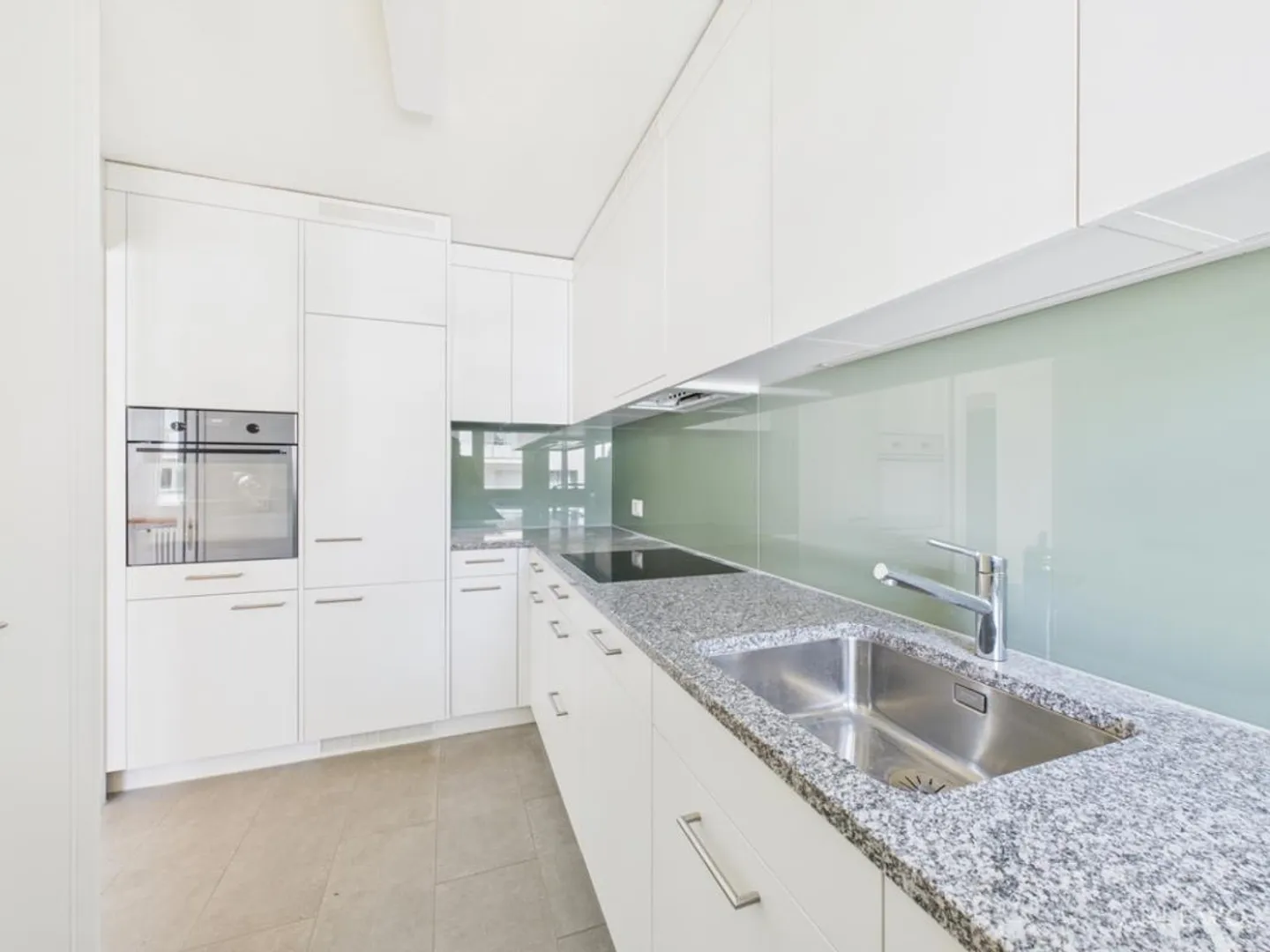 frisch sanierte Maisonette-Wohnung im beliebten Würzenbach-Quartier - Photo 2 of 11