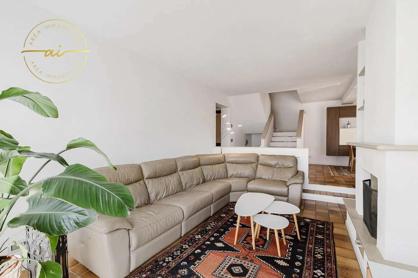 Beautiful single-family villa with lake view in Figino - Photo 9 of 13