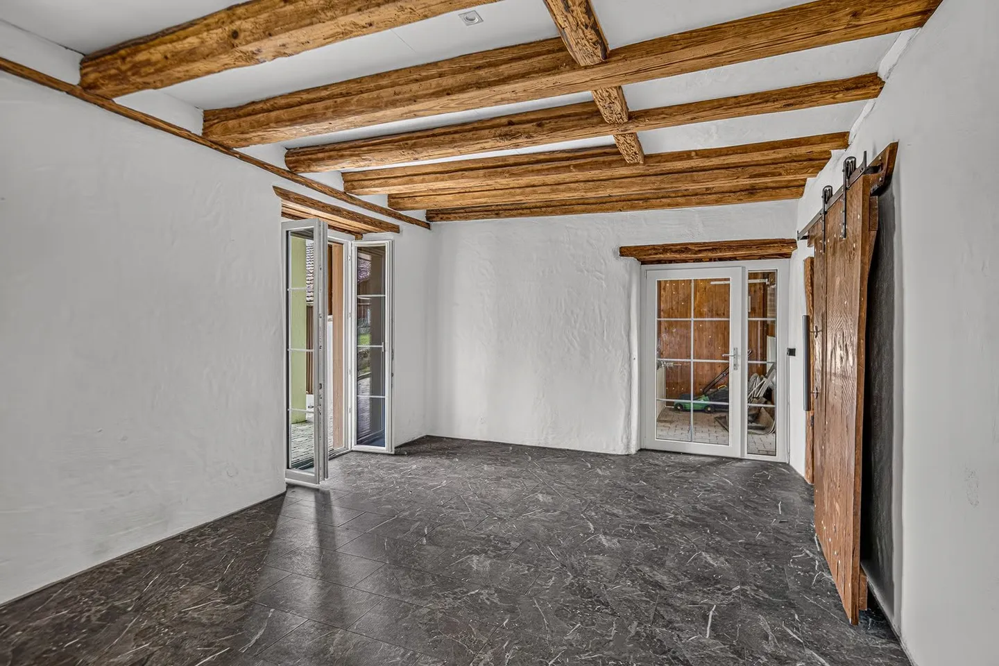 Oggetto per amatori: Casa unifamiliare ristrutturata con giardino e spazi accessori versatili - Foto 7 di 15