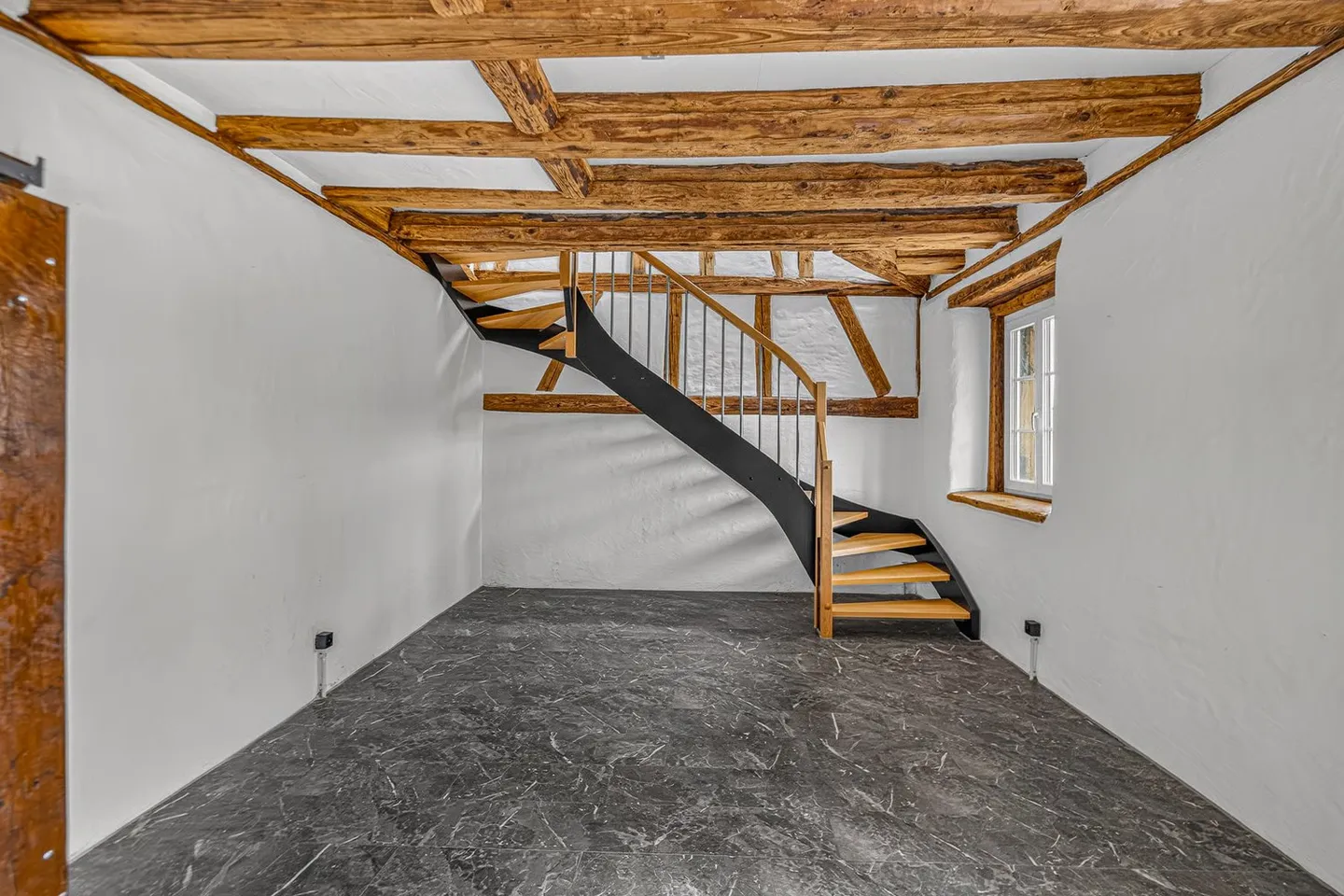 Oggetto per amatori: Casa unifamiliare ristrutturata con giardino e spazi accessori versatili - Foto 12 di 15