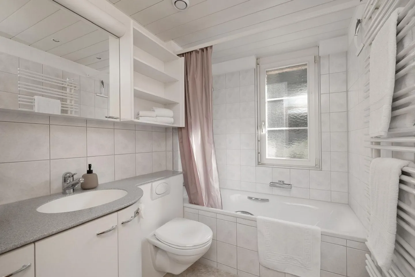 Appartement 2 1/2 pièces Valbella près du téléphérique/lac - Photo 1 sur 4