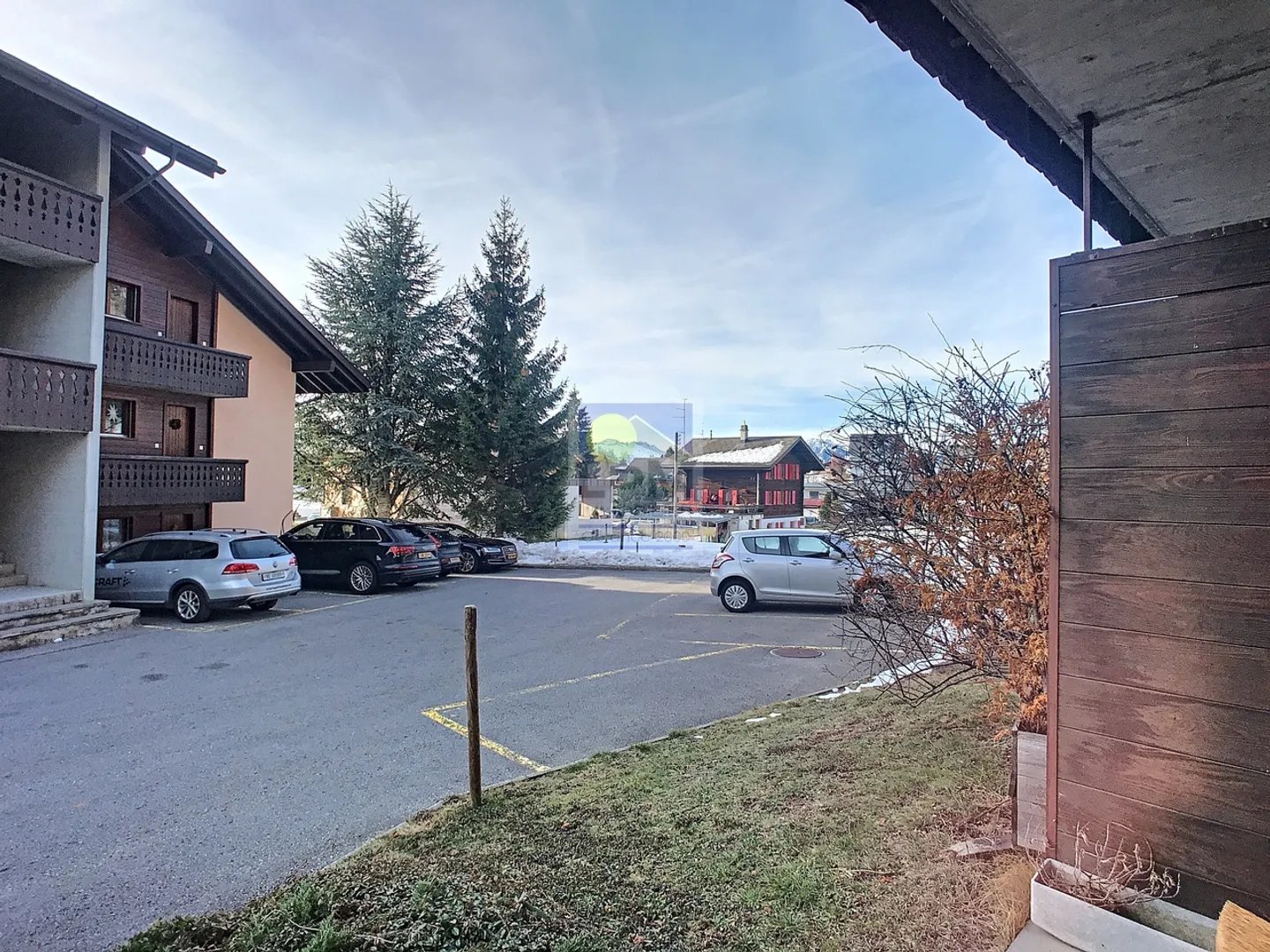 2.5p nella parte bassa del villaggio con terrazza! - Foto 6 di 9