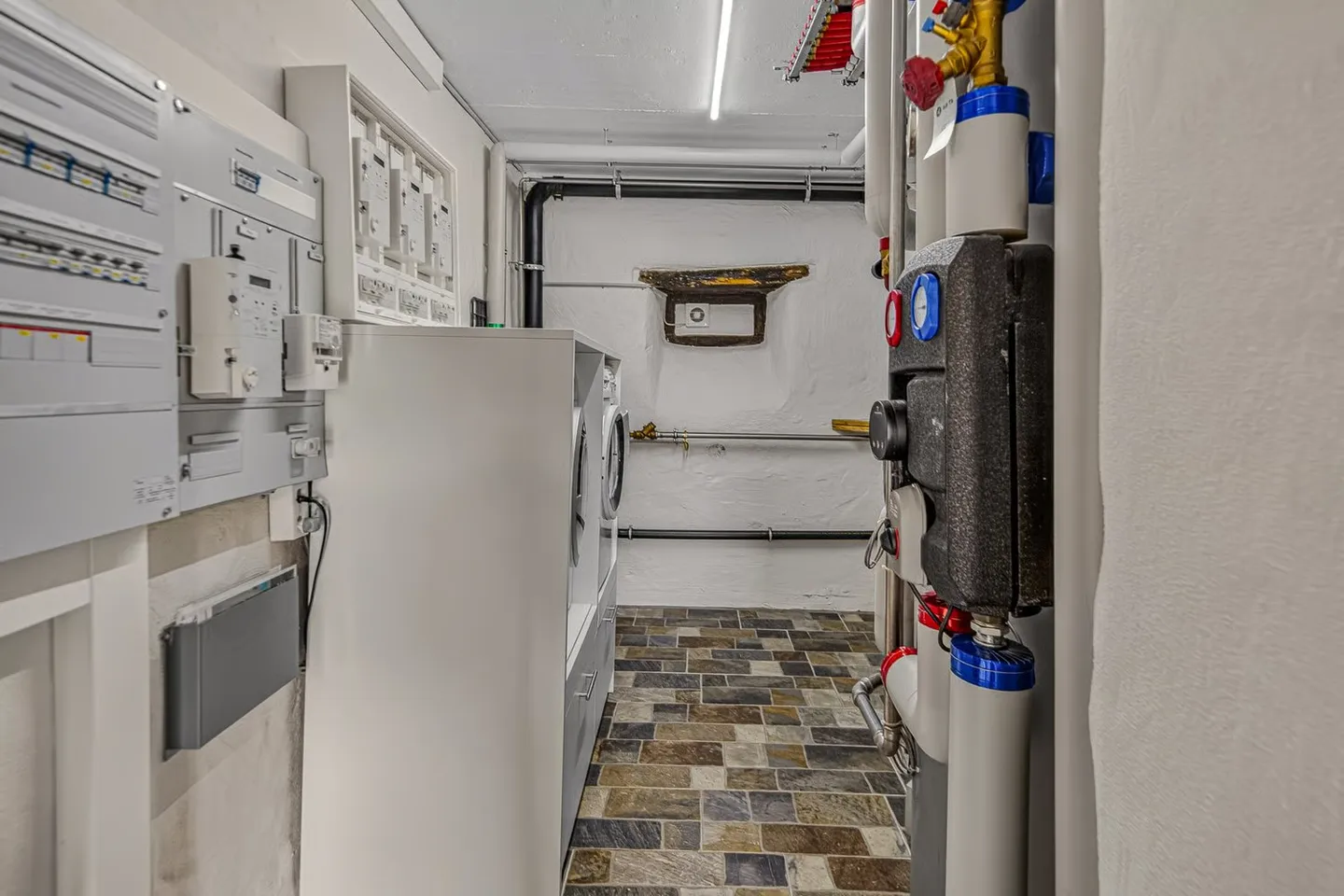 Oggetto per amatori: Casa unifamiliare ristrutturata con giardino e spazi accessori versatili - Foto 13 di 15