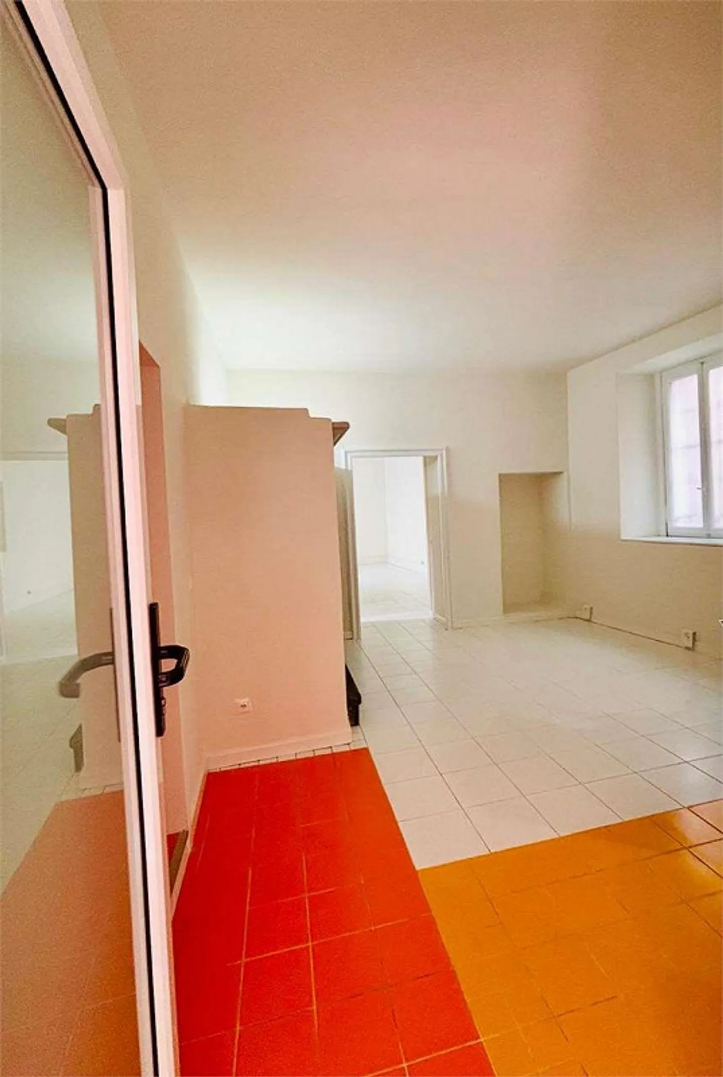 Appartamento Ristrutturato Charmante - Foto 3 di 13