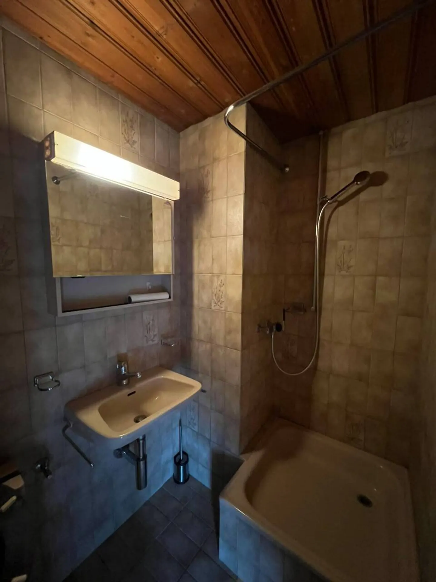 VUISTERNENS-EN-OGOZ / Top Floor Studio - Photo 4 of 5