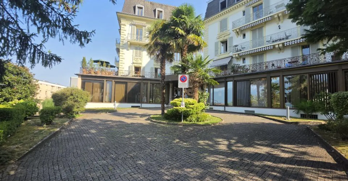 Appartement Charmant avec Vue sur le Lac - Photo 1 sur 15
