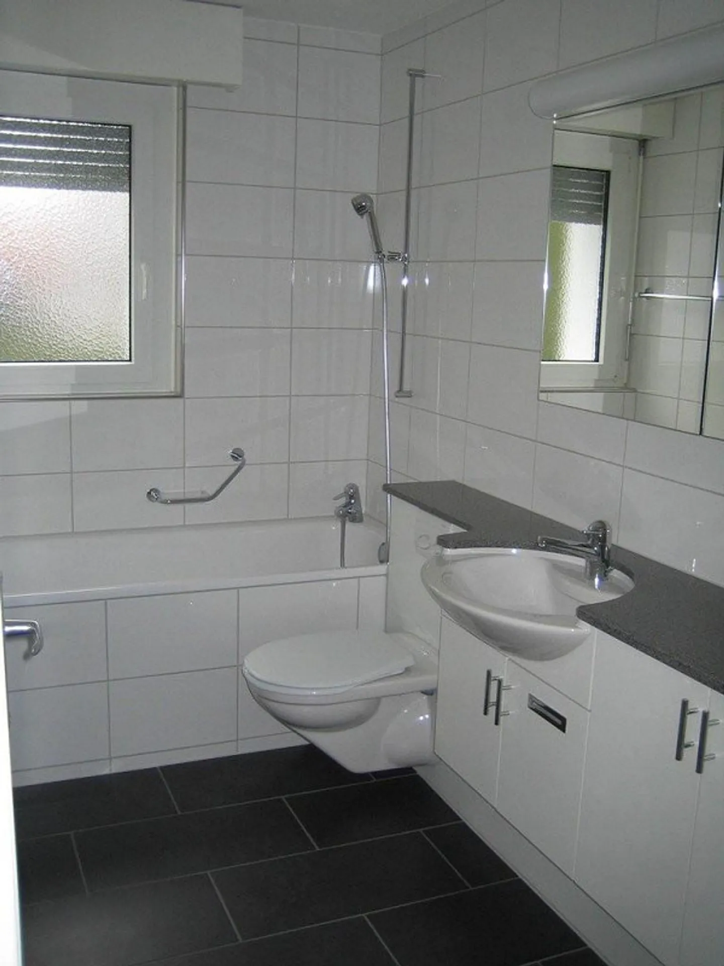 Affordable Living in Popular Thun Residential Area - Photo 6 of 8