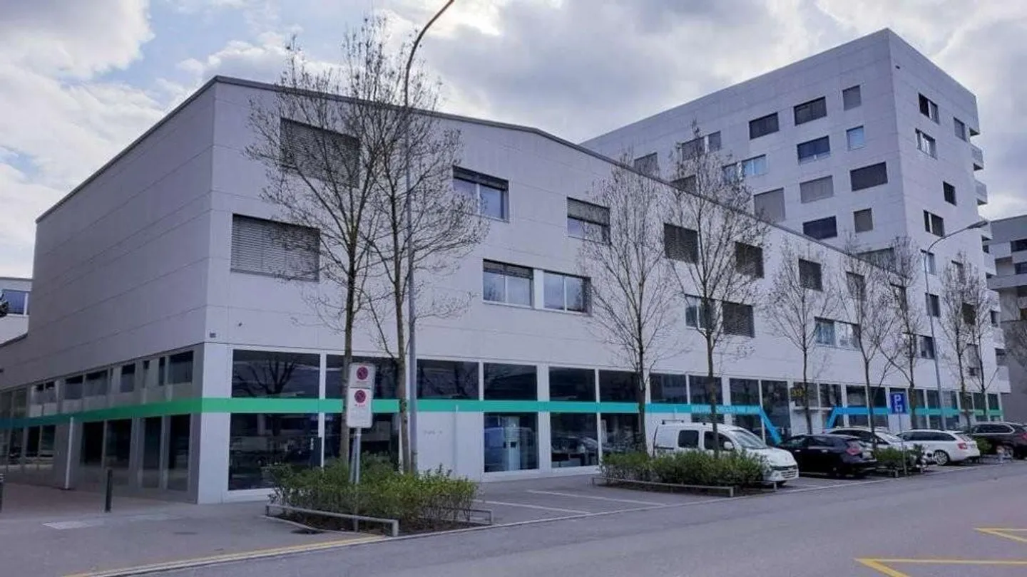 Einstellplätze zu vermieten im Herzen Schlierens - Foto 1 von 1