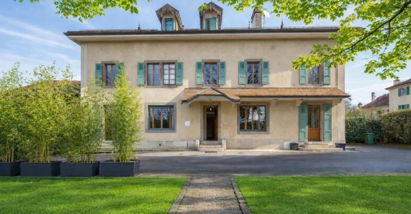 Villa Incantevole nel Villaggio di Jussy - Foto 1 di 3