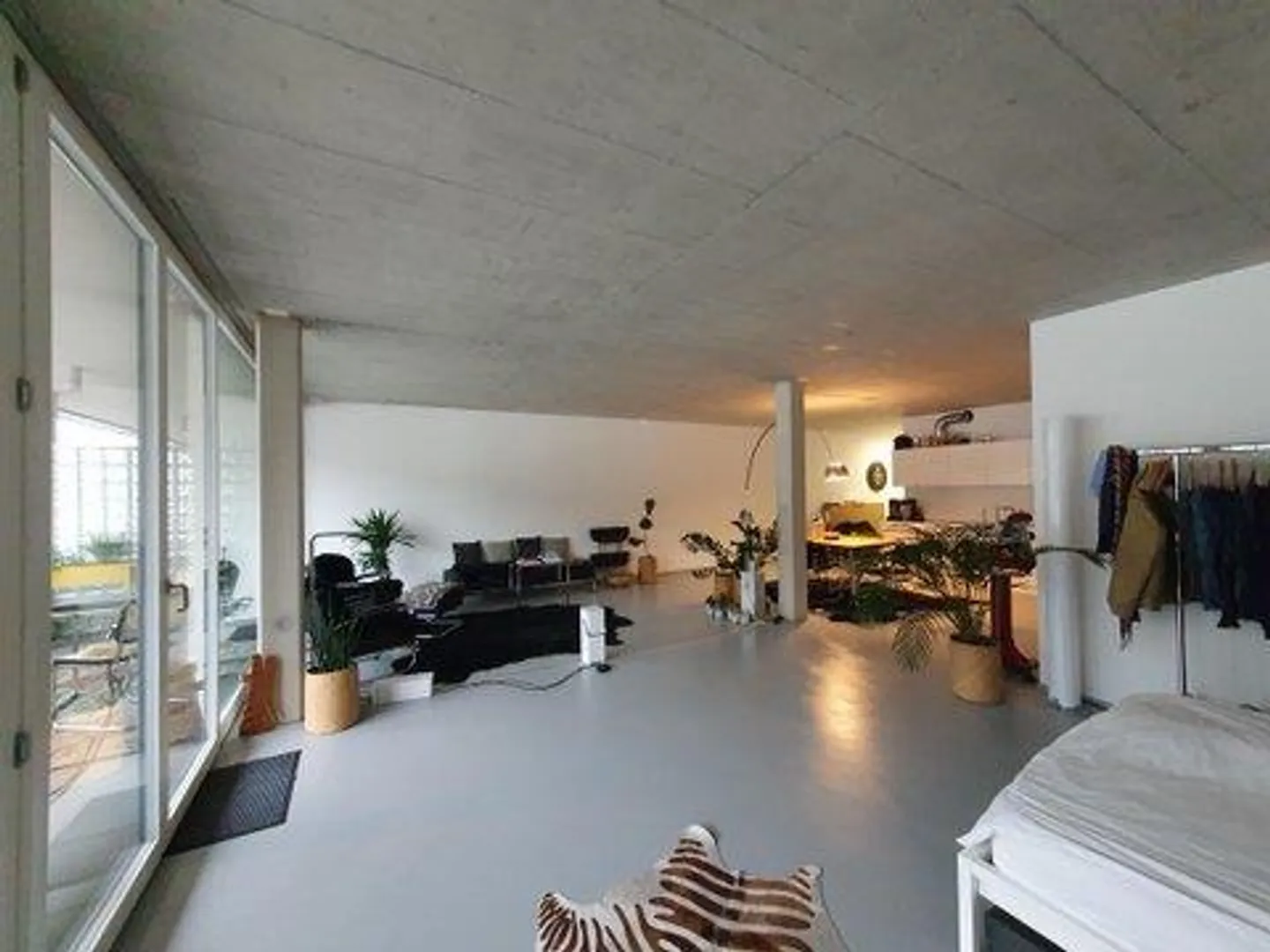 Charmantes Loft mit Loggia - Foto 1 von 9