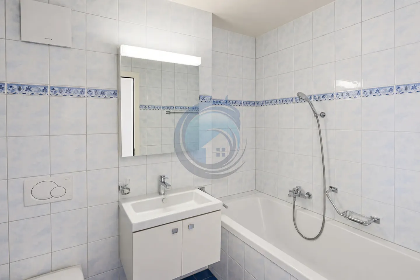MAGNIFIKANTE 3,5-ZIMMER-WOHNUNG IM HERZEN VON BLONAY - Foto 10 von 13