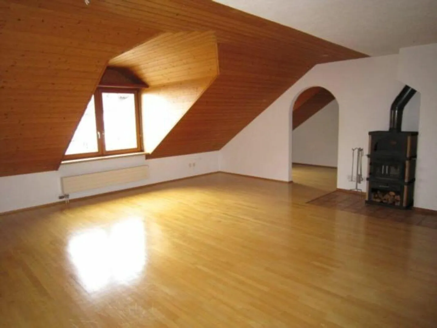 Vue sur le lac et la promenade - Photo 2 sur 13