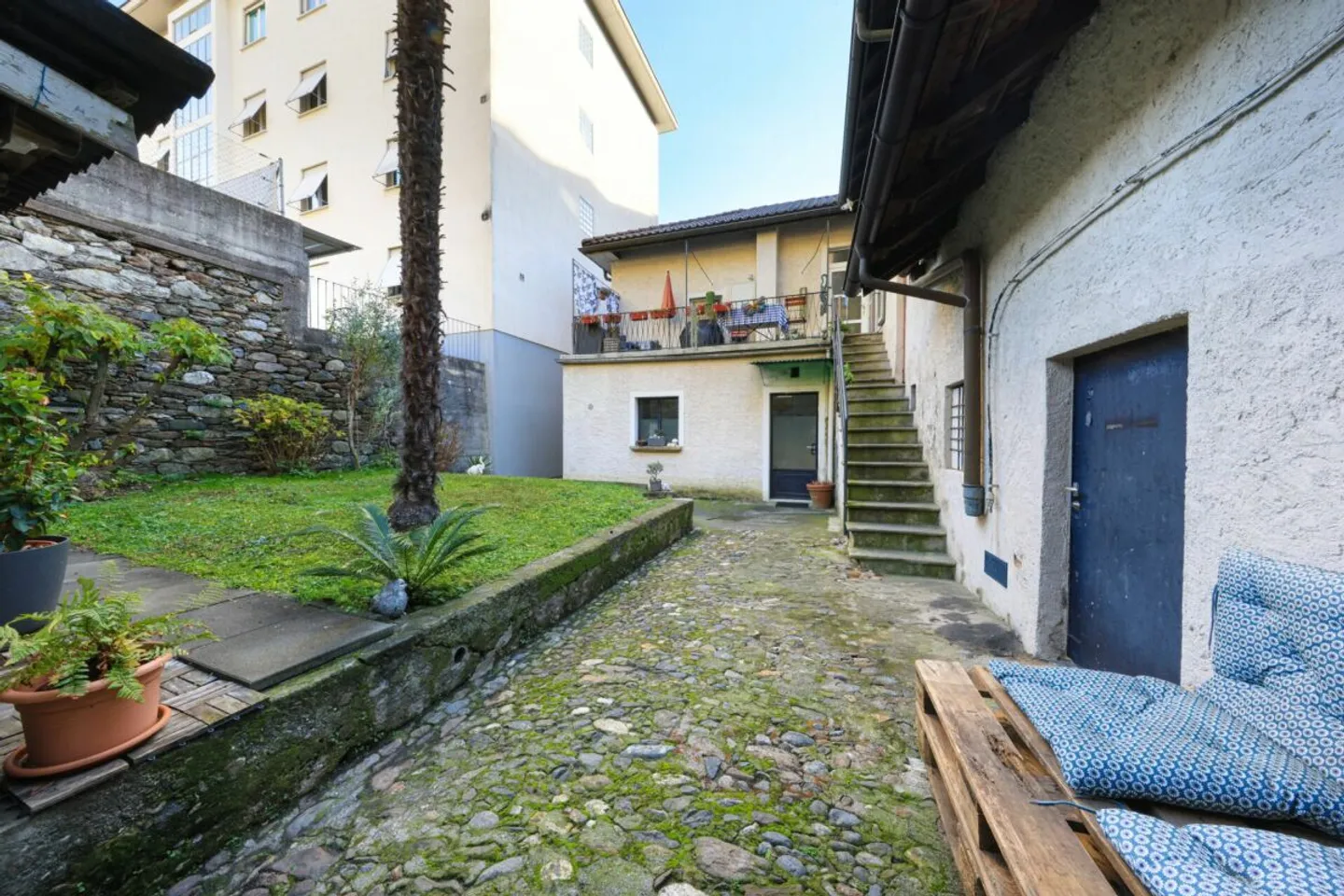 BRISSAGO - Maison avec espace commercial et appartement - Photo 20 sur 24