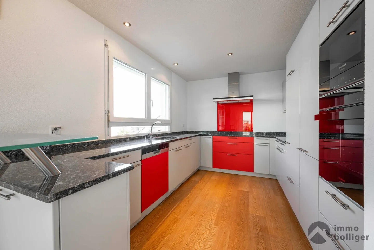 Charming Family Home in Rothrist - Photo 3 of 14