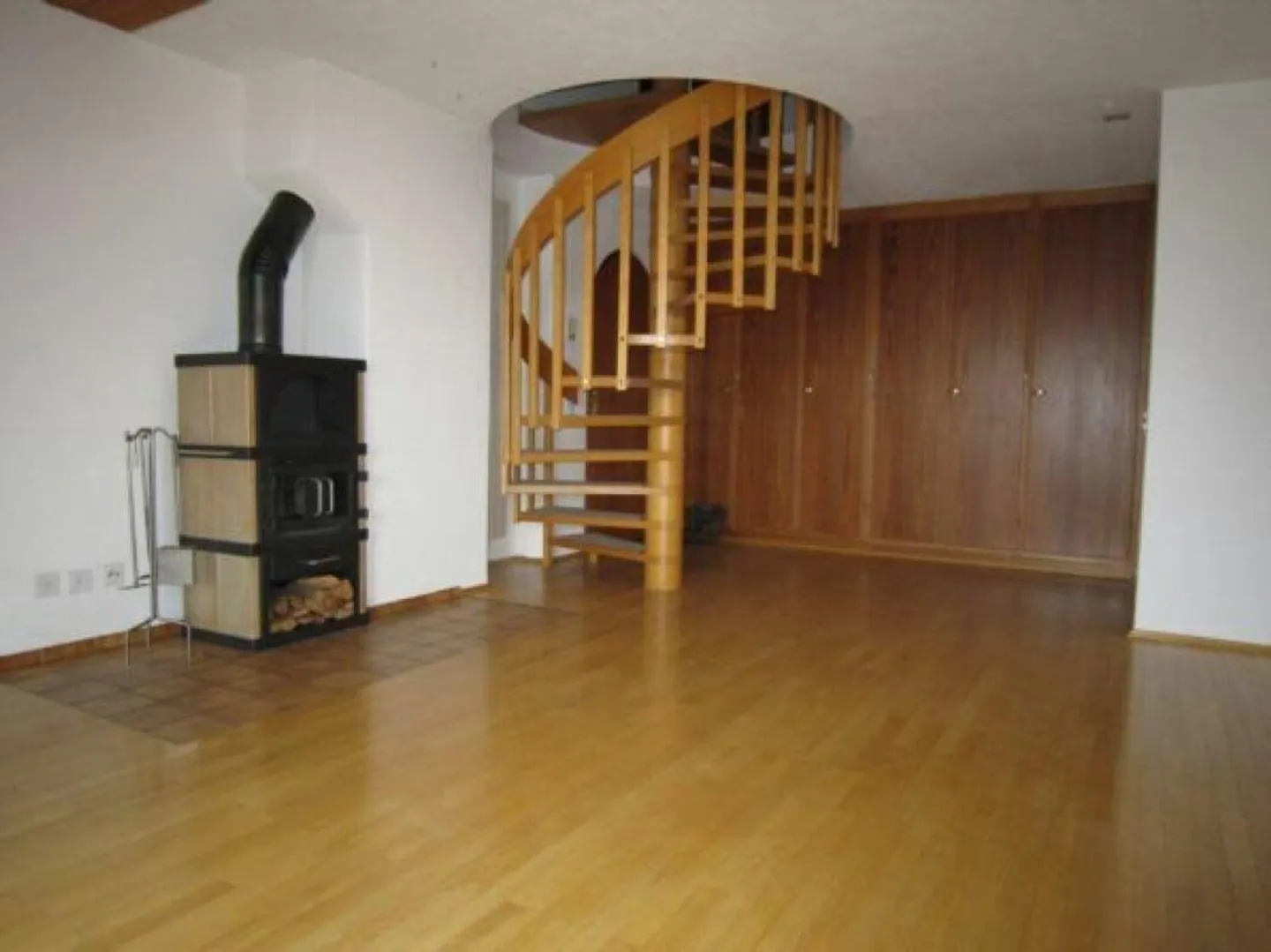 Vue sur le lac et la promenade - Photo 4 sur 13