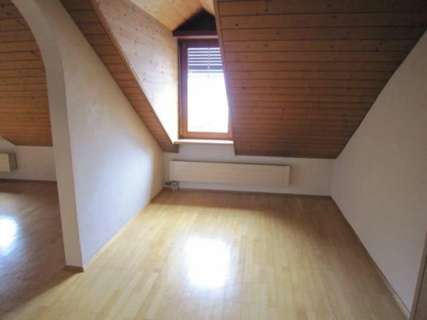 Vue sur le lac et la promenade - Photo 6 sur 13