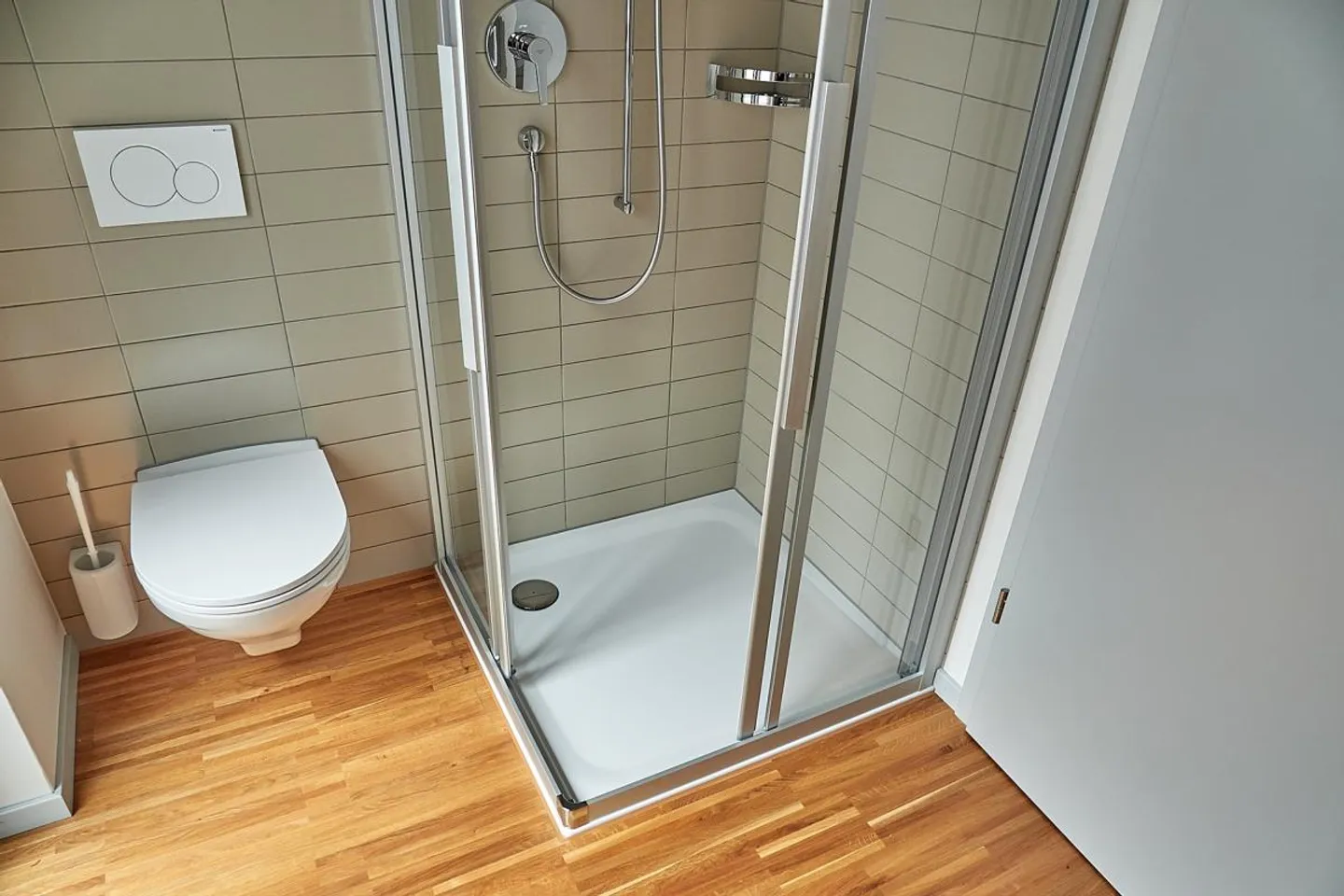 Appartamento moderno di 3,5 stanze - vivere a contatto con la natura con panorama montano - Foto 8 di 10