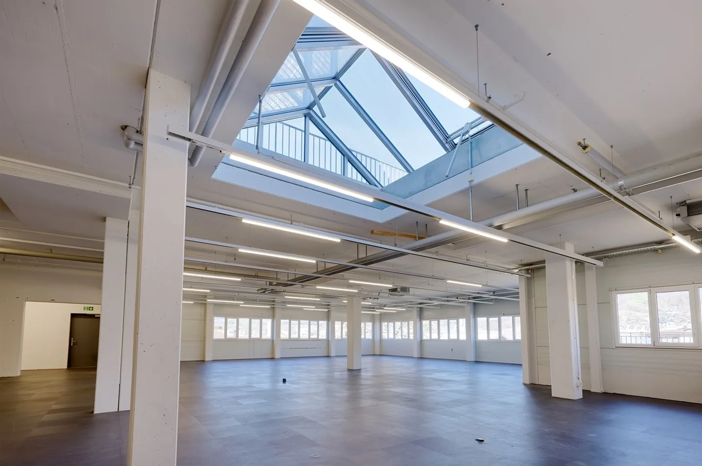 Spazio commerciale spazioso a Thun - Foto 6 di 13