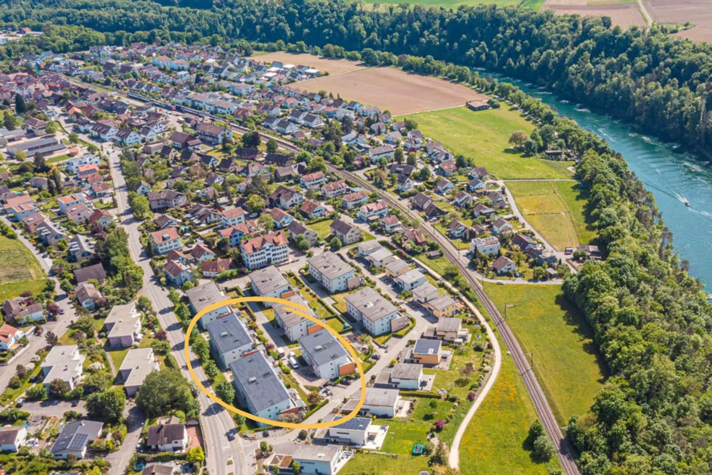 Qualità della vita sul Reno - Appartamento di proprietà con giardino a Dachsen - Foto 1 di 13