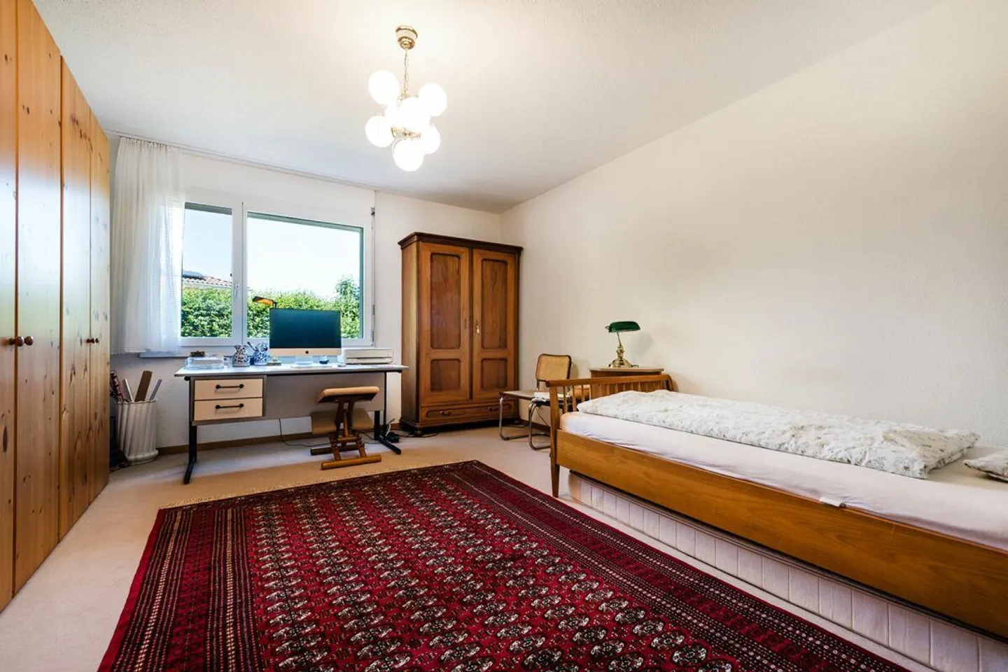 Green, spacious, secure - Your new home - Photo 9 of 16