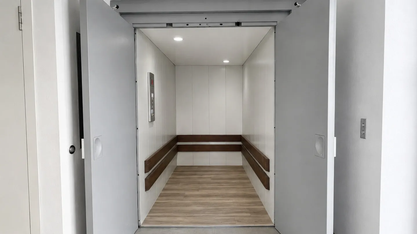 Investment Property in Chiasso - Photo 9 of 22
