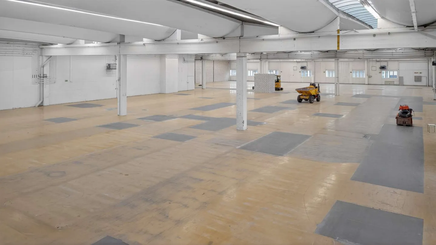 Propriété industrielle à Zug - Photo 2 sur 12