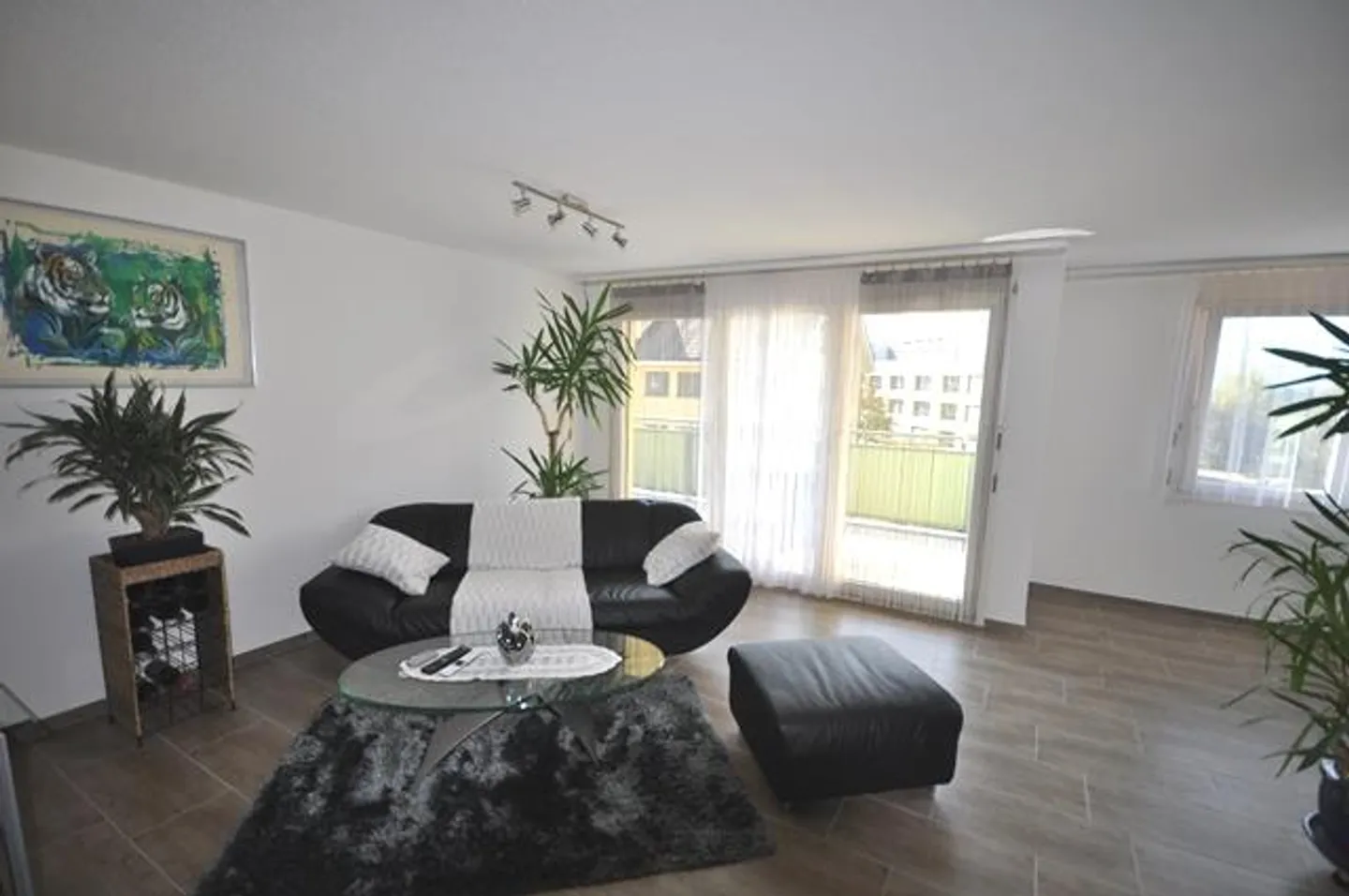 Stilvolle Wohnung in Wangen SZ - Foto 3 von 9