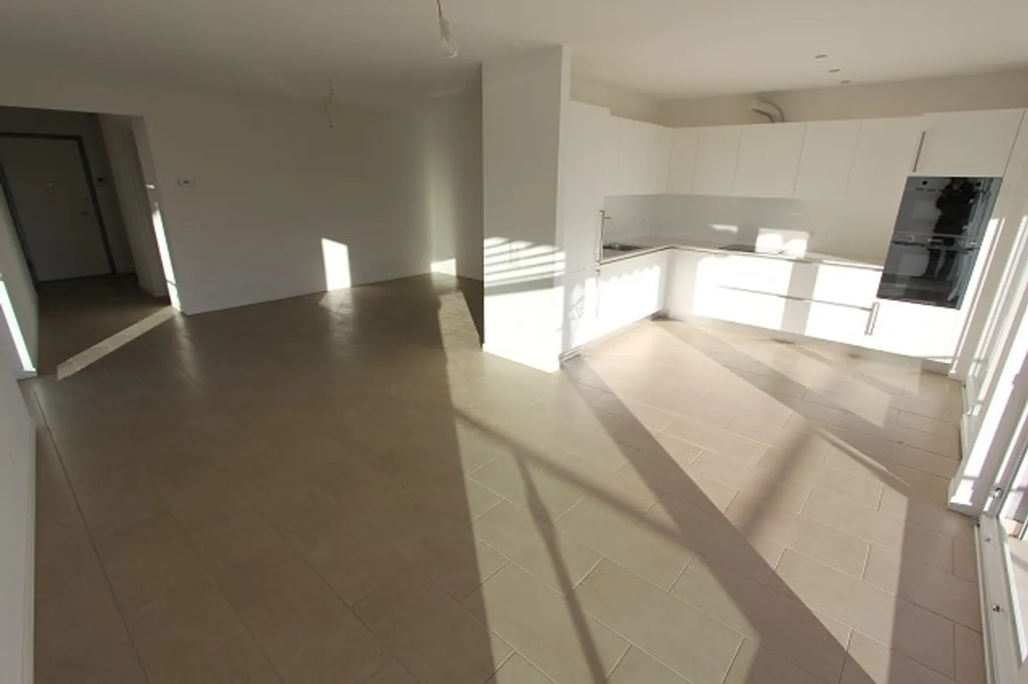 Modernes Apartment mit herrlichem Blick - Foto 2 von 6