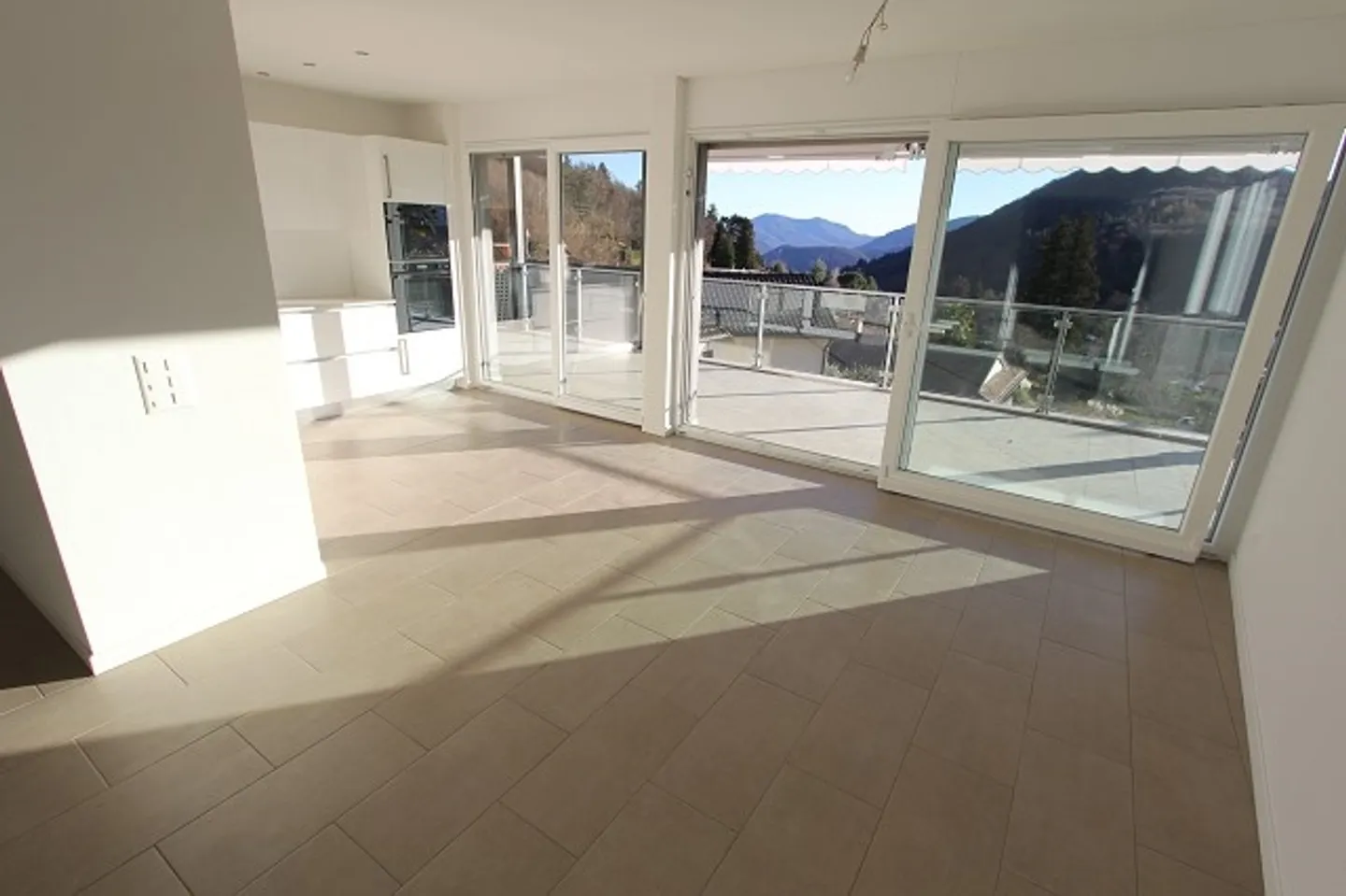 Modernes Apartment mit herrlichem Blick - Foto 4 von 6