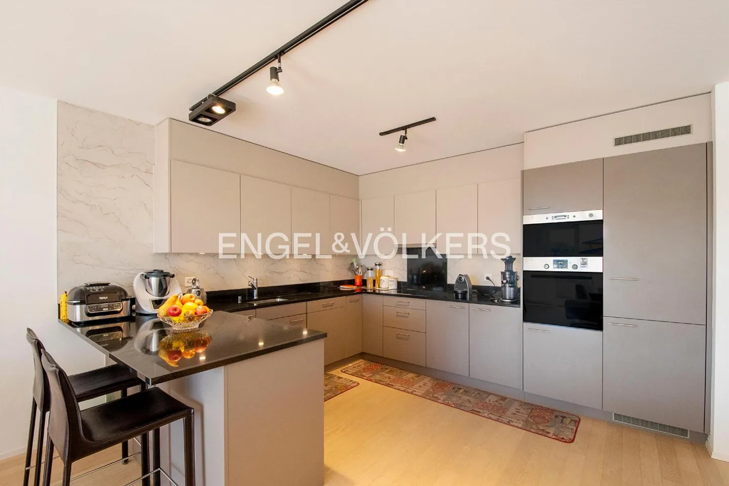 Vivere nel cuore di Mendrisio: nuovo ed elegante appartamento - Foto 4 di 13