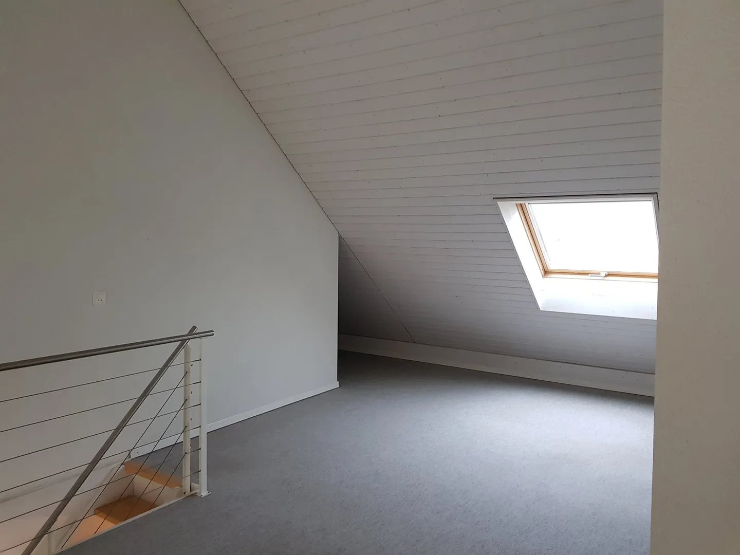 3.5-room apartment with gallery - Photo 3 of 8