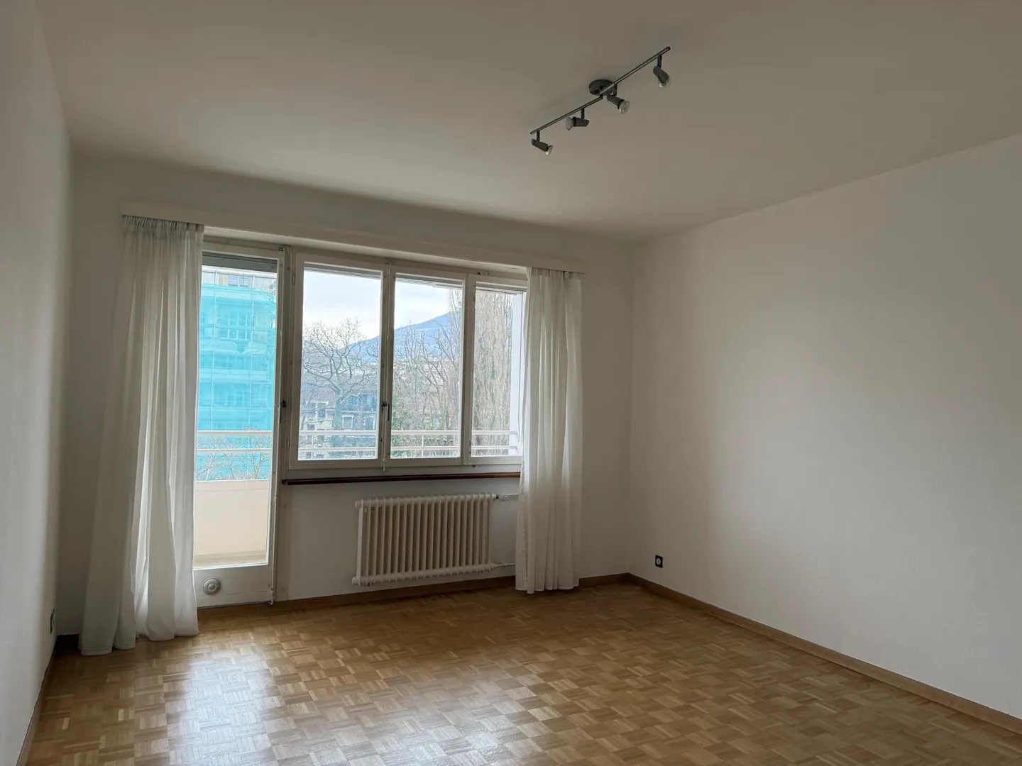 4 1/2 Pieces Contemporary in the Heart of Florissant - Photo 15 of 15