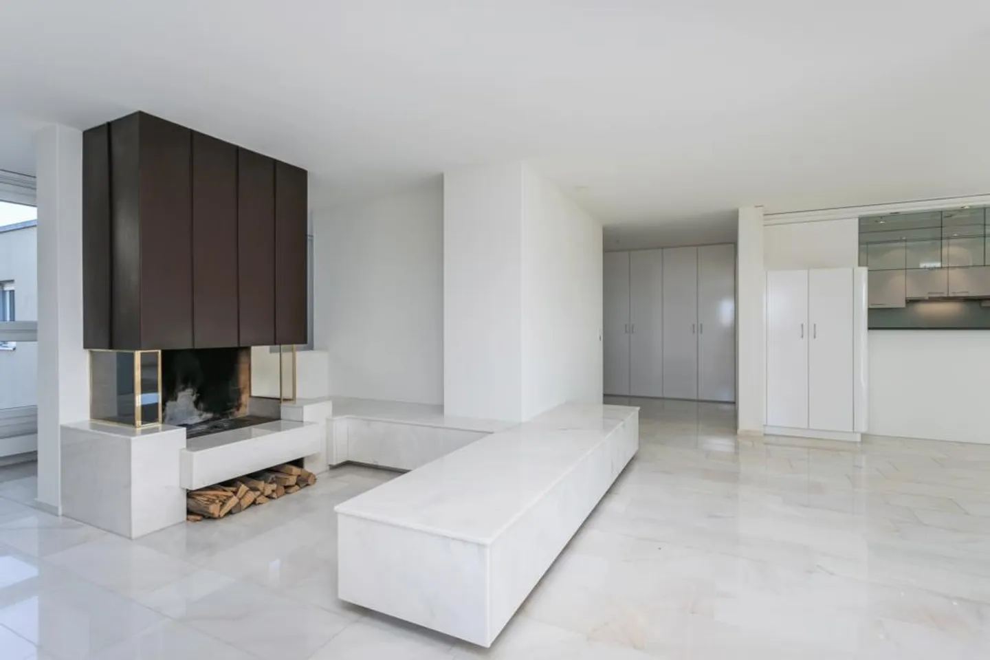 Penthouse apartment with winter garden and fireplace - Photo 8 of 11