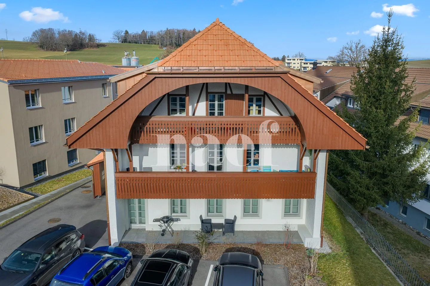 Edificio residenziale con 5 appartamenti in vendita a Vuisternens-en-Ogoz, completamente ristrutturato - Foto 2 di 8