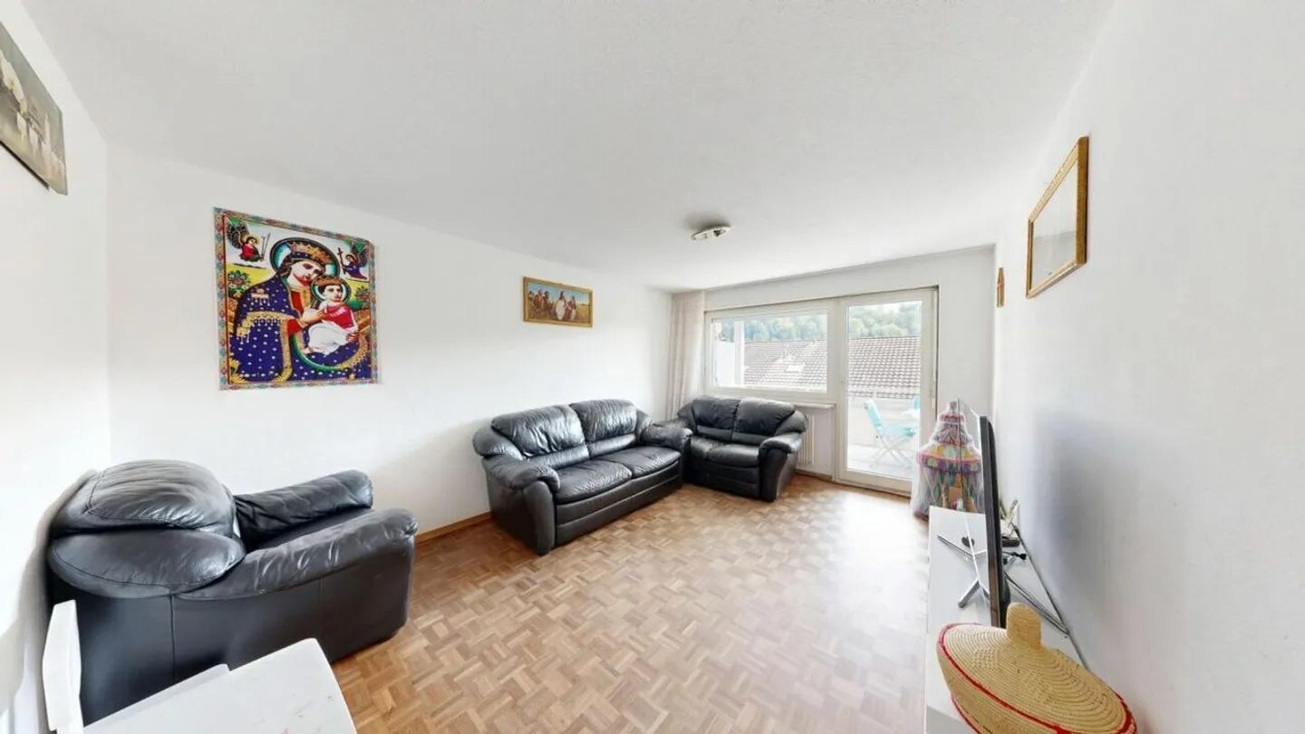 La tua nuova casa a Lucerna: Appartamento confortevole di 3,5 locali con balcone - Foto 3 di 10