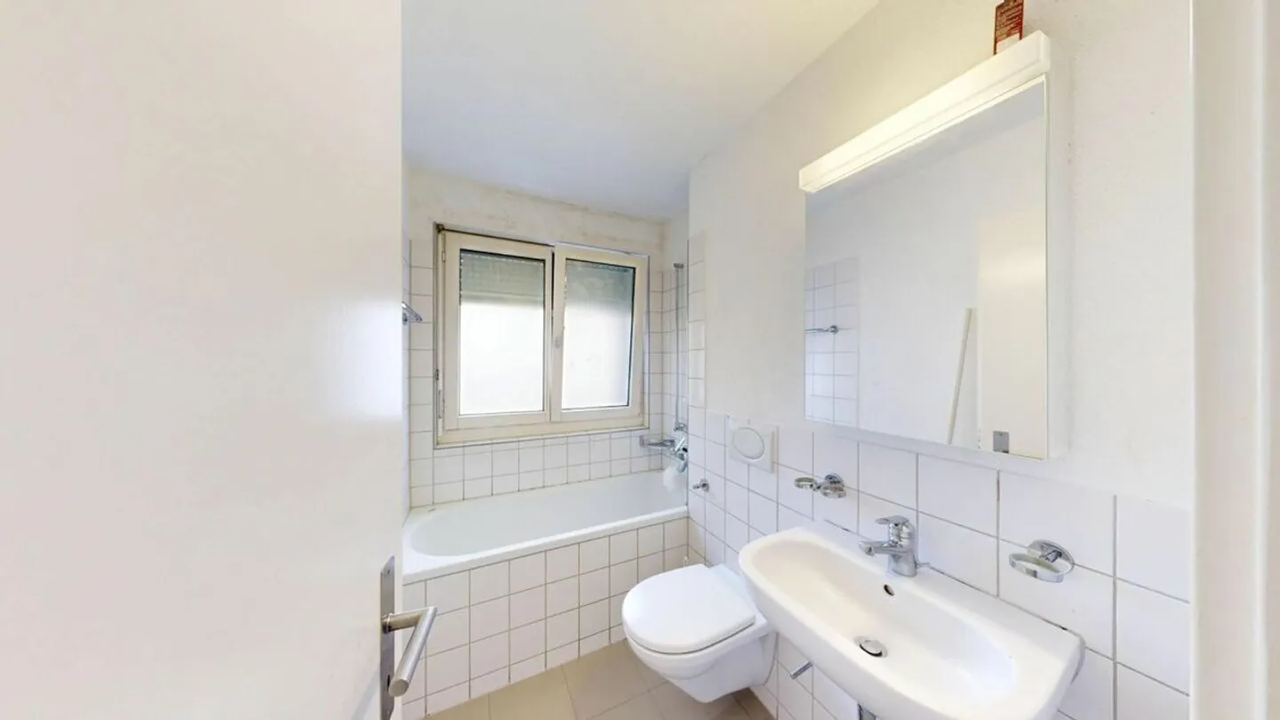La tua nuova casa a Lucerna: Appartamento confortevole di 3,5 locali con balcone - Foto 8 di 10